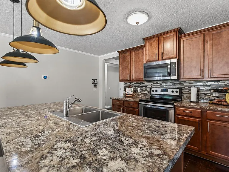 7163 Bedfordshire Ln — Photo 21