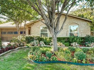 1013 Park East Dr, Garland, TX 75043