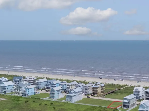 26 Grand Beach Blvd, Galveston, TX 77550