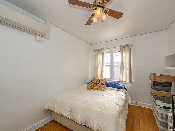 4th image of 24-21 87th St