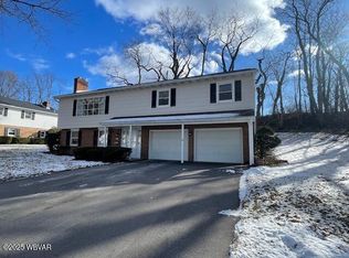 2410 Edercrest Rd, Williamsport, PA 17701