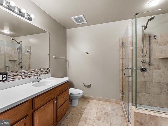 5th image of 105 Christina Lndg APT 1108