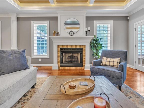 5th image of 9023 Stonecreek Cir