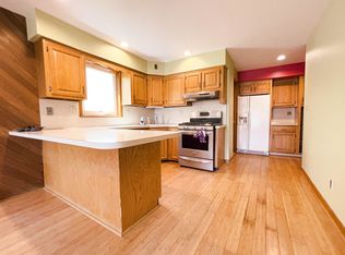 129 W 5th St, Bayonne, NJ 07002