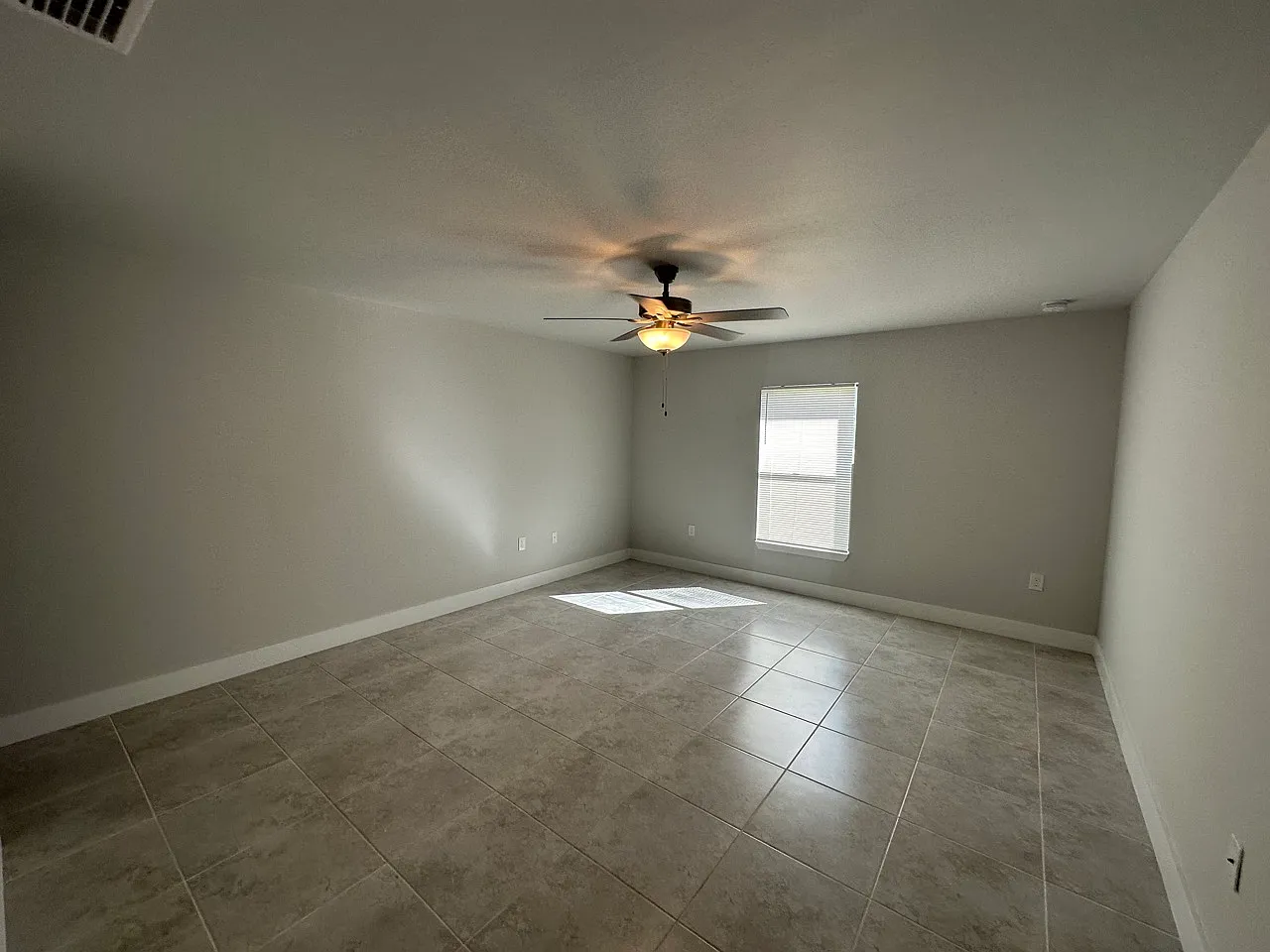 1220 North Ave — Photo 4
