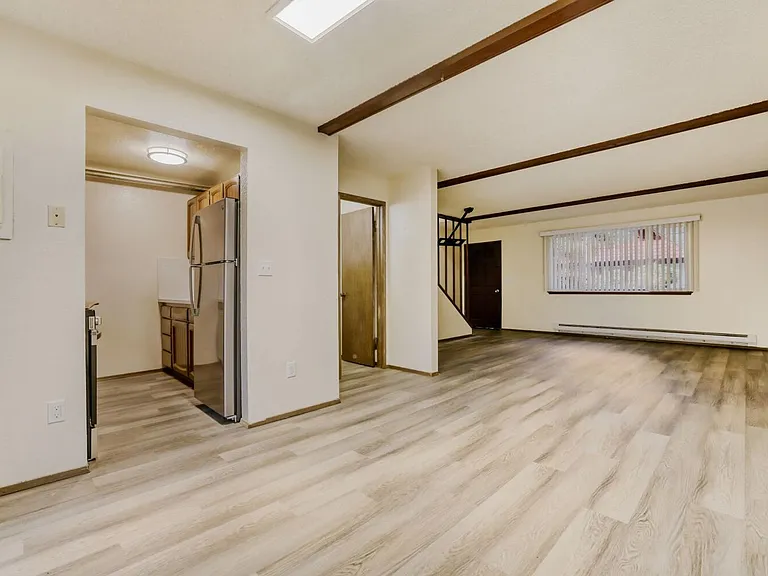1705 Lake Stevens — Photo 4