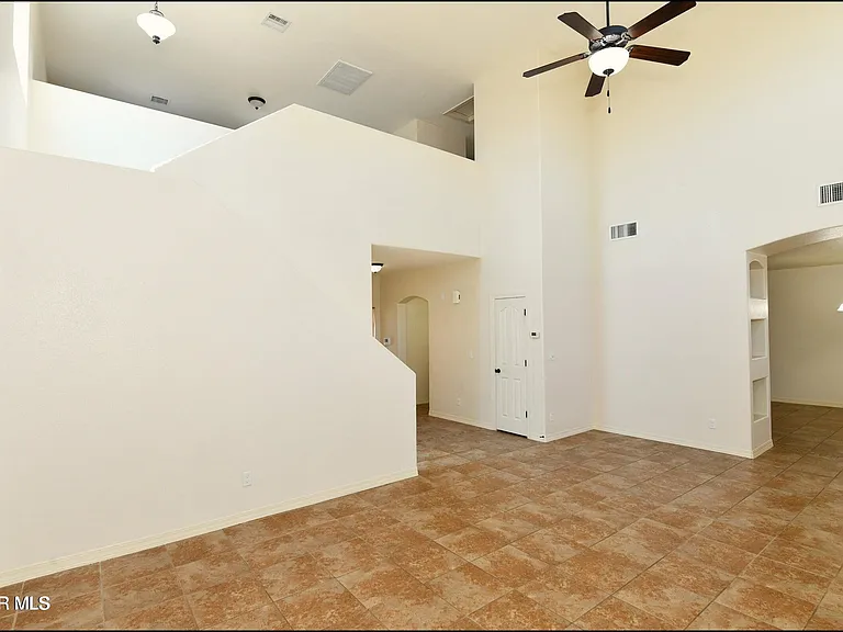14309 S Cave Ave — Photo 9