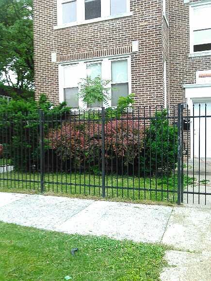 1st image of 5260 W Congress Pkwy