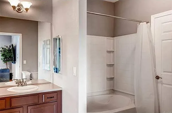 7222 S Blackhawk St #1 — Photo 8