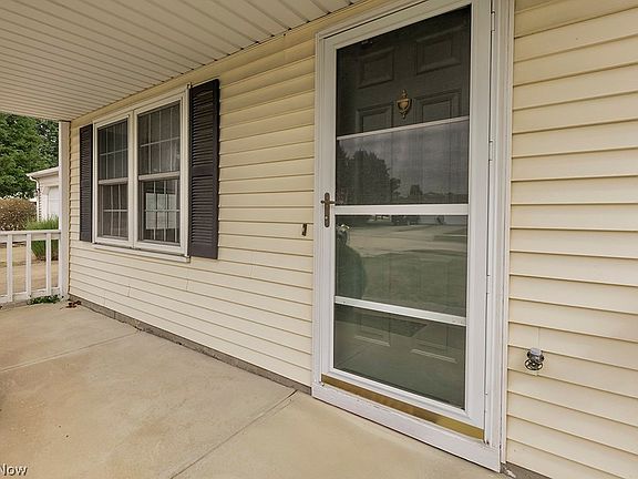 4th image of 6807 Farmingdale Ln