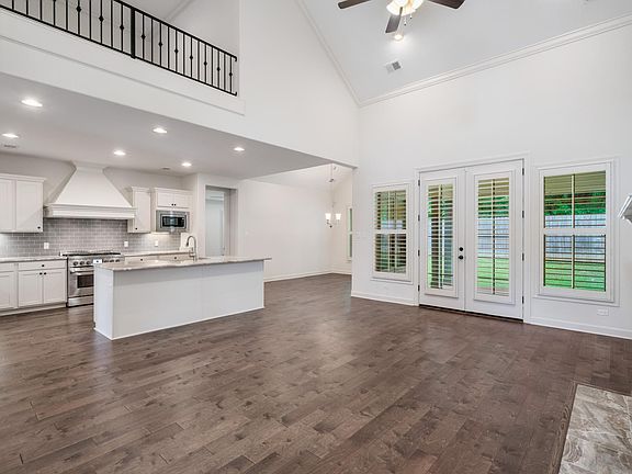 5th image of 4713 Emmas Cir W