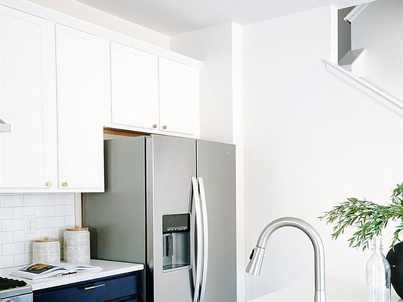 5th image of 10243 E 59th Ave