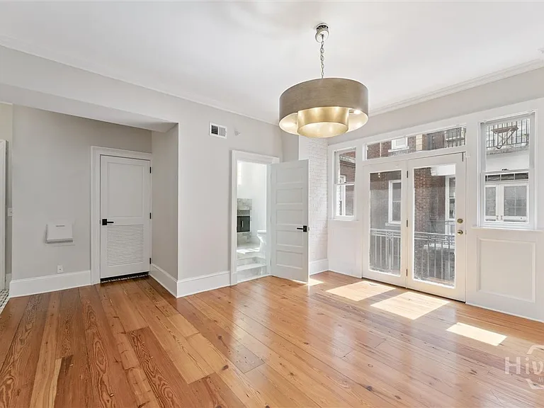 24 E Liberty St #73&83 — Photo 28