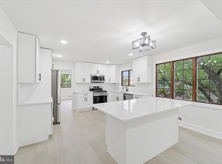 932 Cropwell Rd, Cherry Hill, NJ 08003