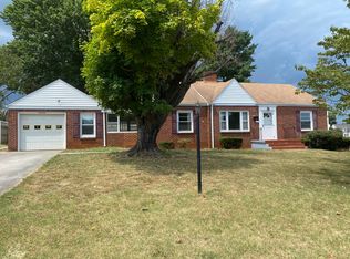 3238 Wentworth Ave NW, Roanoke, VA 24012
