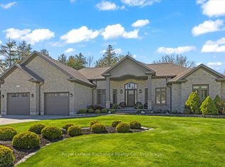 195 Birchwood Ave, Kincardine, ON N0G 2T0