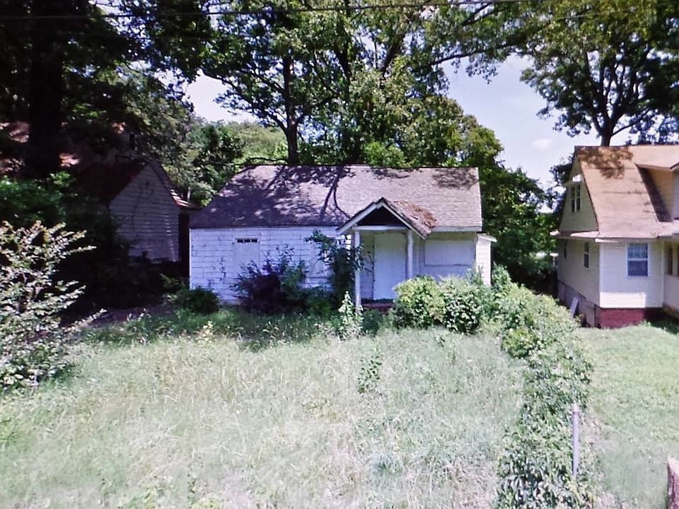 2nd image of 1108 Oak Knoll Ter SE