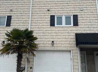 3204 Shore Dr, Virginia Beach, VA 23451