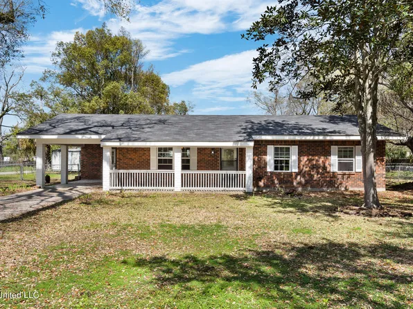 351 Keller St, Bay Saint Louis, MS 39520