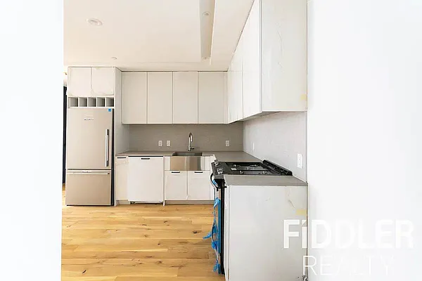 Rented by The KCI Group | media 45