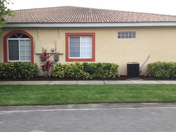 3rd image of 22202 Indian Creek Dr