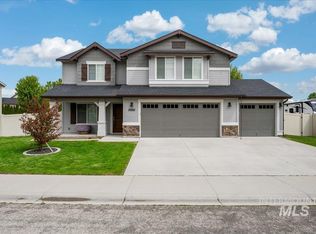 10282 W Snow Wolf Dr, Star, ID 83669