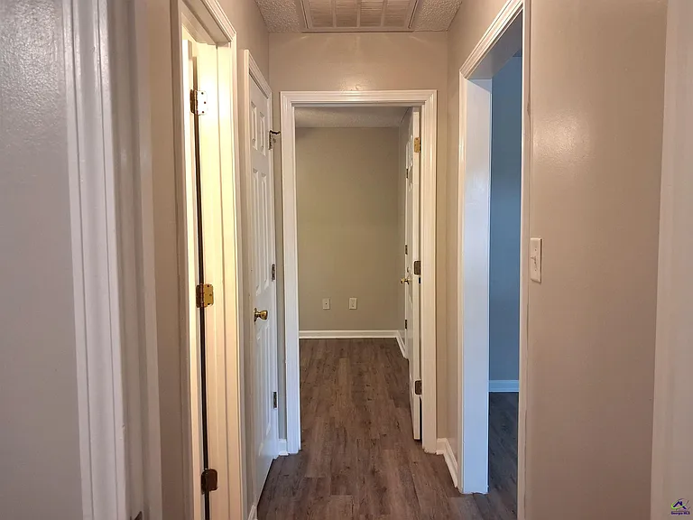 105 Monticello Dr — Photo 18