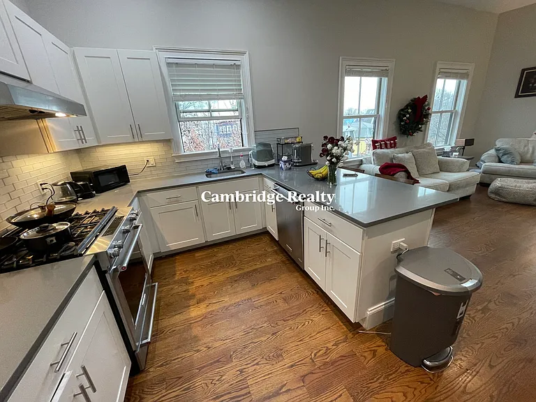 343 Western Ave #4 — Photo 4