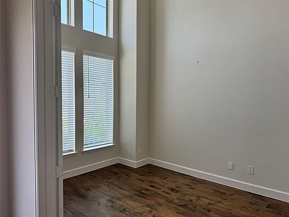 3rd image of 5406 Farm Hill Way