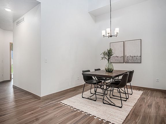 3rd image of 2504 E Cama Pl #2504