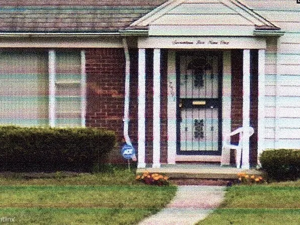 17591 Warwick St, Detroit, MI 48219