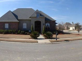 9002 Glenfield Dr, Baton Rouge, LA 70809