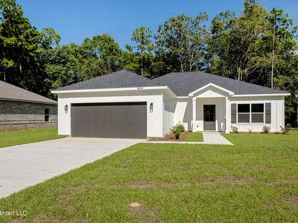 8804 Ferry Point Rd, Gautier, MS 39553