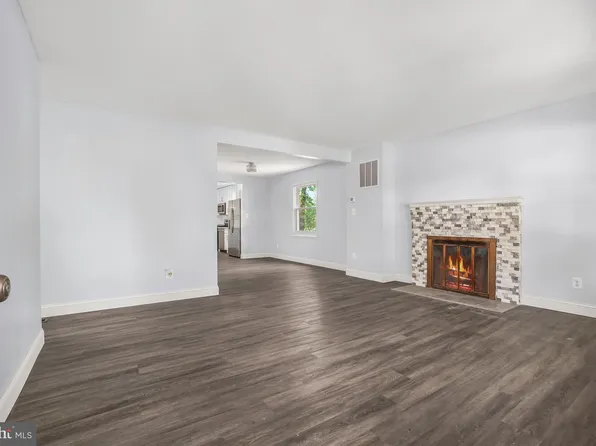 9359 Worrell Ave, Lanham, MD 20706