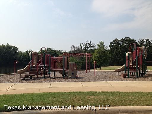 2nd image of 2502 Wood River Pkwy