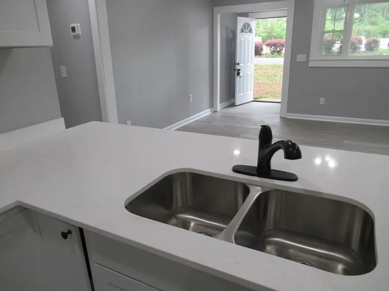 155 Watson St — Photo 10