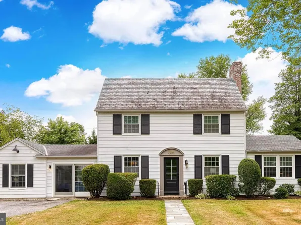 818 Trafalgar Rd, Towson, MD 21204