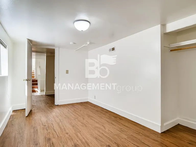 653 SW Sherman St — Photo 28