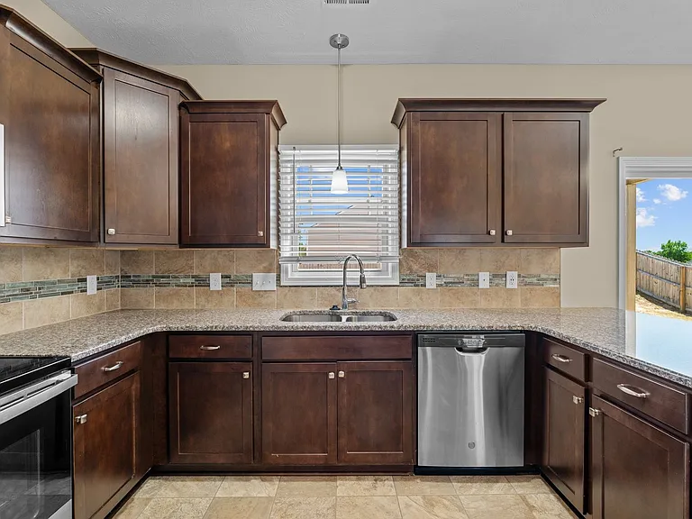 528 Tip Top Ave — Photo 14