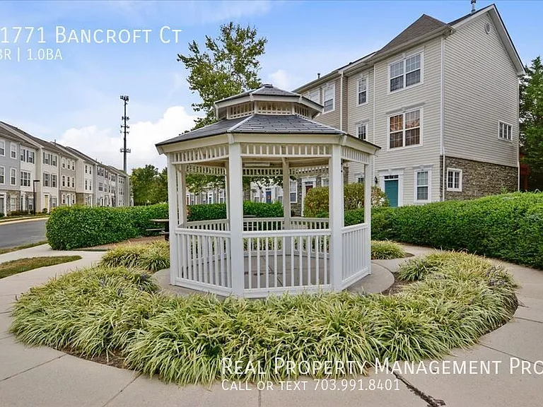 21771 Bancroft Ct — Photo 25