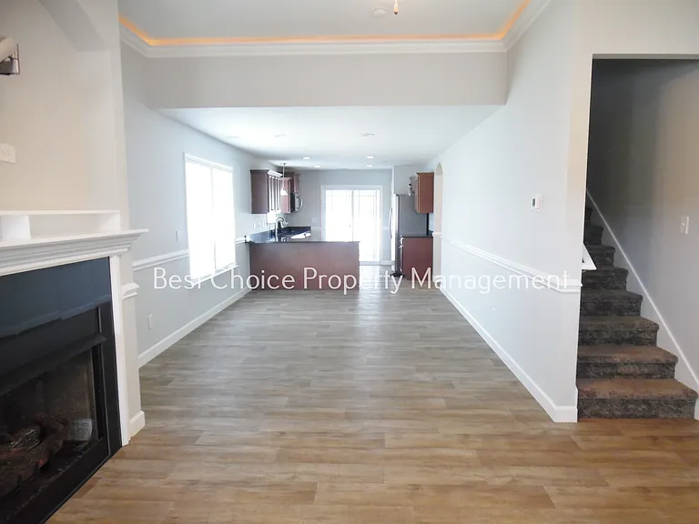 1386 Romany Ct — Photo 2