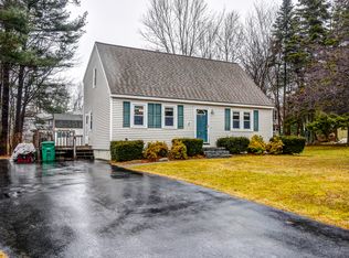 45 McKenna Dr, Nashua, NH 03062