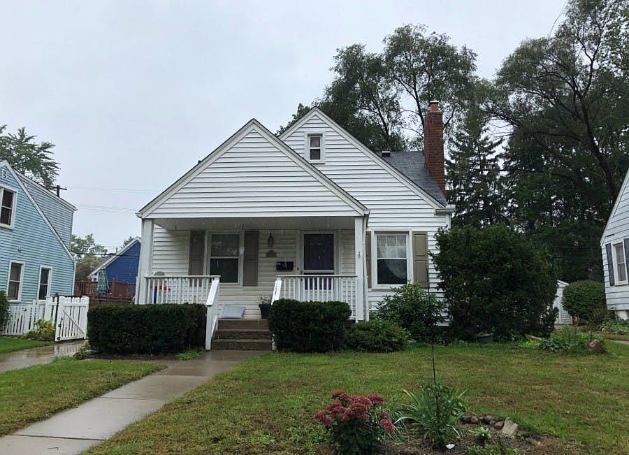 1st image of 675 Arthur St