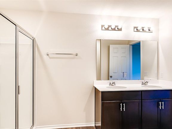 5th image of 71 Pacific Loon St
