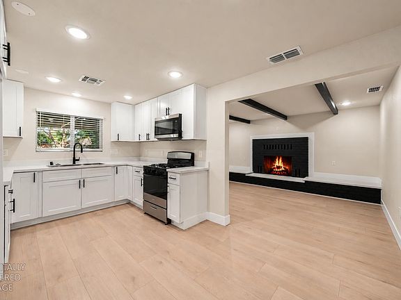 4th image of 9595 Q St