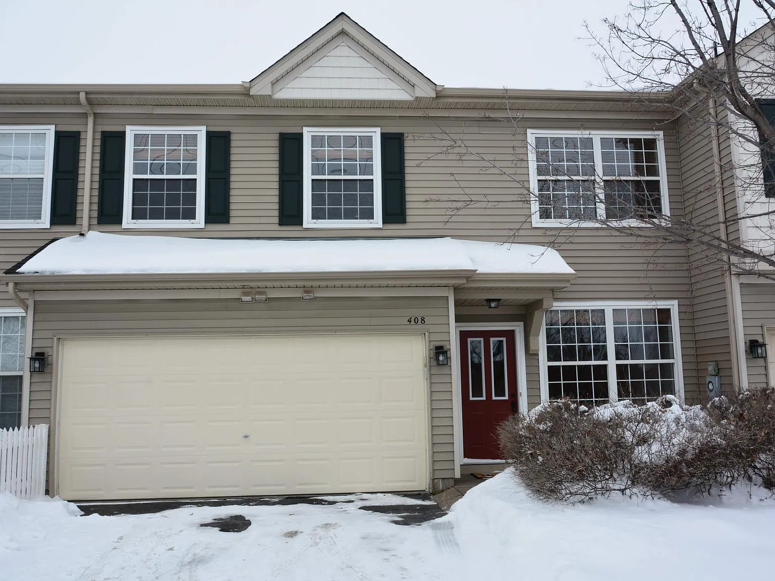 2 bed, 1646 sqft, $2,100 — Photo 3
