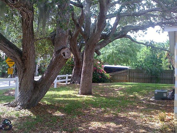 4th image of 1557 S Banana River Dr