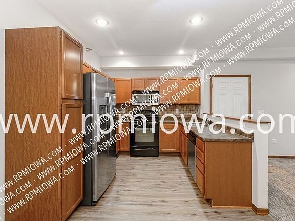 5th image of 1632 NW Prairie Lakes Dr #6