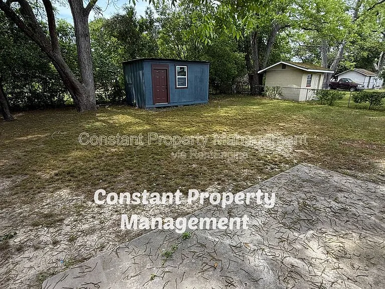 4233 Elkan Ave — Photo 14