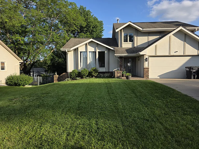 15517 Jones Cir — Photo 2